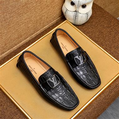 Louis Vuitton   2025新款男生休閒時尚鞋子