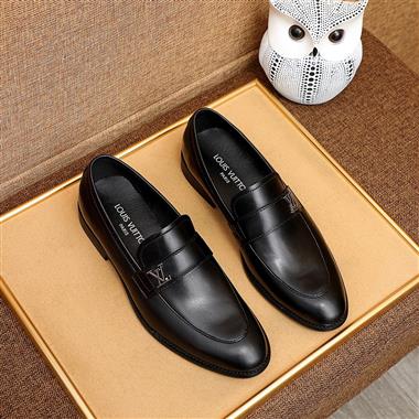 Louis Vuitton   2025新款男生休閒時尚鞋子