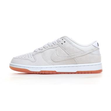 Nike SB Dunk Low Pro B "Pale Ivory" 