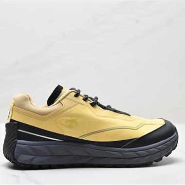 DESCENTE TERRAIND 舒適柔軟 防滑耐磨低幫 登山鞋