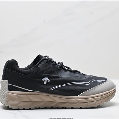 DESCENTE TERRAIND 舒適柔軟 防滑耐磨低幫 登山鞋