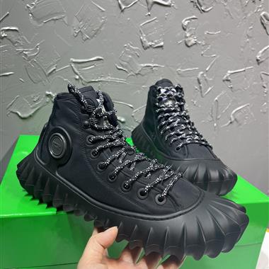 BOTTEGA VENETA   2025新款男生休閒時尚鞋子