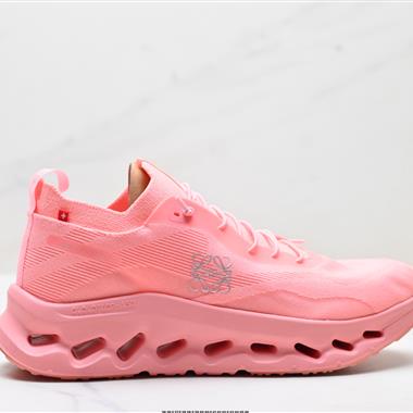 Loewe x On昂跑Cloudtilt 聯名輕量運動休閒鞋