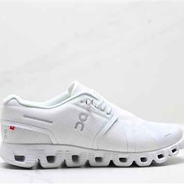 On 昂跑 Cloud 5 輕量運動休閒鞋