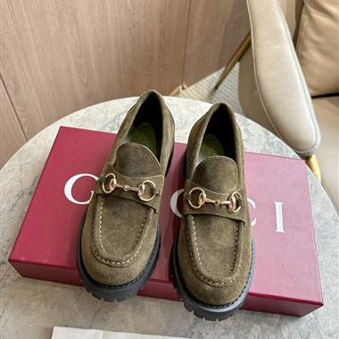 GUCCI   2025新款女生休閒時尚鞋子