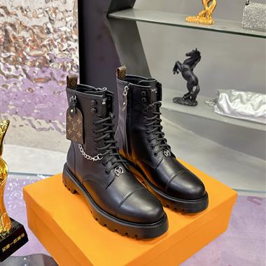 Louis Vuitton    2025新款女生休閒時尚鞋子