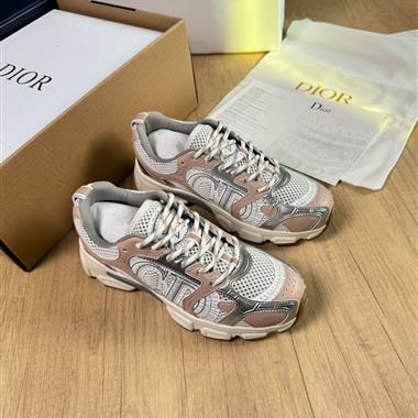 DIOR   2025新款女生休閒時尚鞋子