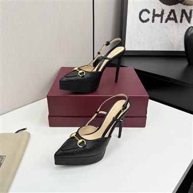 GUCCI    2025新款女生休閒時尚鞋子