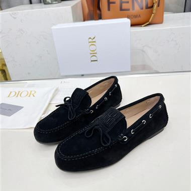 DIOR   2025新款女生休閒時尚鞋子