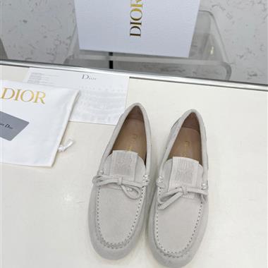 DIOR   2025新款女生休閒時尚鞋子