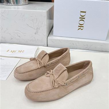 DIOR   2025新款女生休閒時尚鞋子