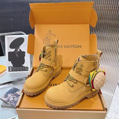 Louis Vuitton    2025新款女生休閒時尚鞋子