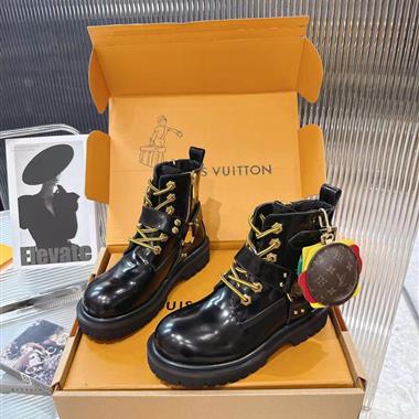 Louis Vuitton    2025新款女生休閒時尚鞋子