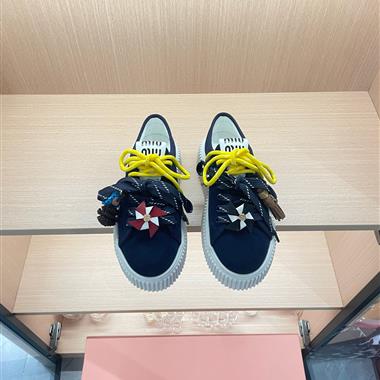 MIUMIU   2025新款女生休閒時尚鞋子