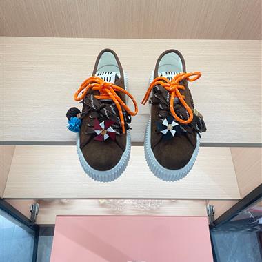 MIUMIU   2025新款女生休閒時尚鞋子