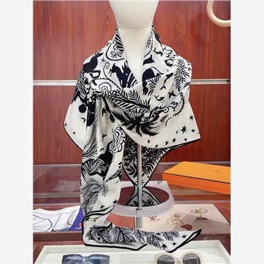 HERMES  2024秋冬新款時尚圍巾 尺寸：140-140