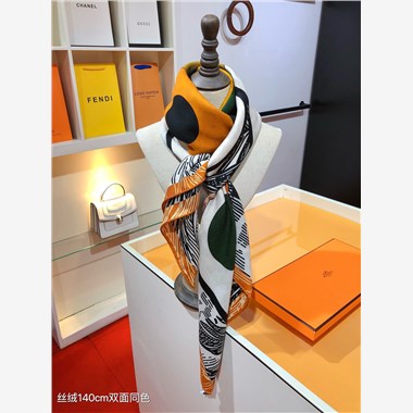 HERMES  2024秋冬新款時尚圍巾 尺寸：140-140