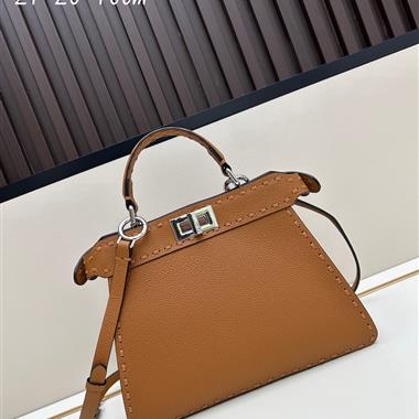 FENDI   2025新款l女生時尚包包  尺寸：27×20×10CM