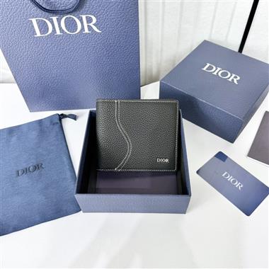 DIOR   2025新款時尚皮夾  尺寸：11.5 x 9.5 x 3CM