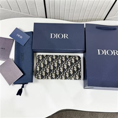 DIOR   2025新款時尚皮夾  尺寸：19.8 x 11 x 2.5CM