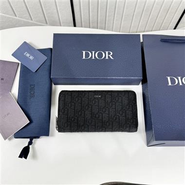 DIOR   2025新款時尚皮夾  尺寸：19.8 x 11 x 2.5CM