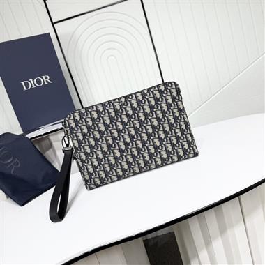 DIOR   2025新款男生時尚包包  尺寸：30*20*2.5CM