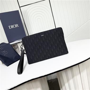 DIOR   2025新款男生時尚包包  尺寸：30*20*2.5CM