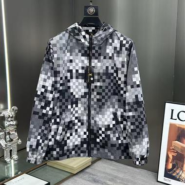 LouisVuitton   2025秋冬新款風衣夾克外套