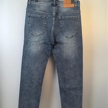 BOSS   2025秋冬新款休閒牛仔褲