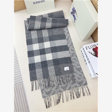 BURBERRY  2025秋冬新款時尚圍巾 尺寸：180-30
