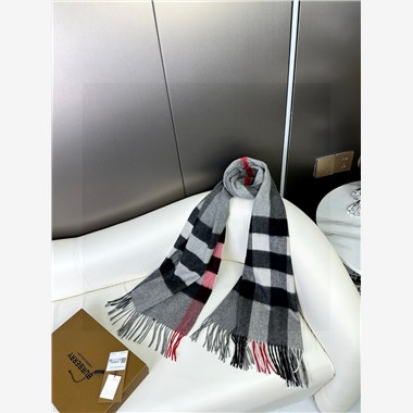 BURBERRY  2025秋冬新款時尚圍巾 尺寸：200-70