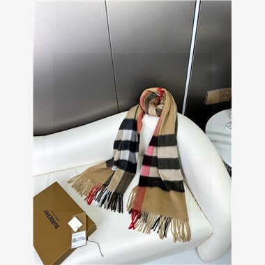 BURBERRY  2025秋冬新款時尚圍巾 尺寸：200-70