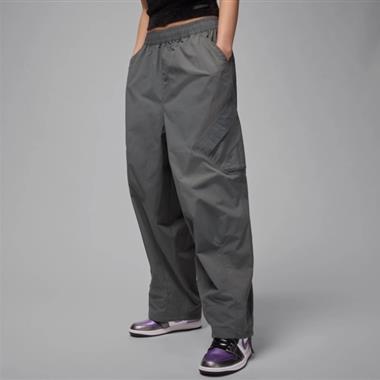 NIKE   2025秋冬新款休閒長褲  女生款