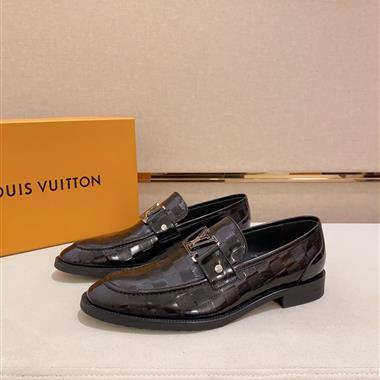Louis Vuitton    2025新款男生休閒時尚鞋子