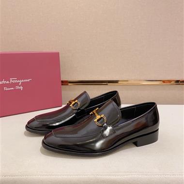 Ferragamo    2025新款男生休閒時尚鞋子