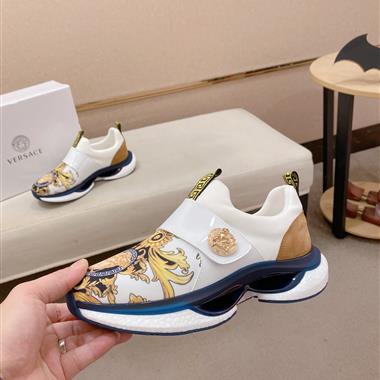 VERSACE   2025新款男生休閒時尚鞋子