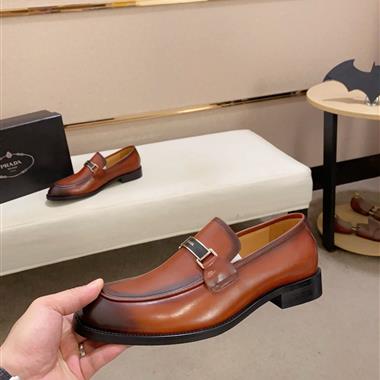 PRADA   2025新款男生休閒時尚鞋子