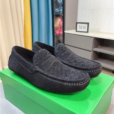 BOTTEGA VENETA   2025新款男生休閒時尚鞋子