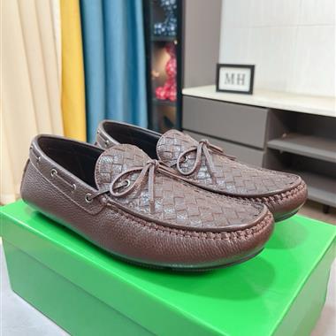 BOTTEGA VENETA   2025新款男生休閒時尚鞋子