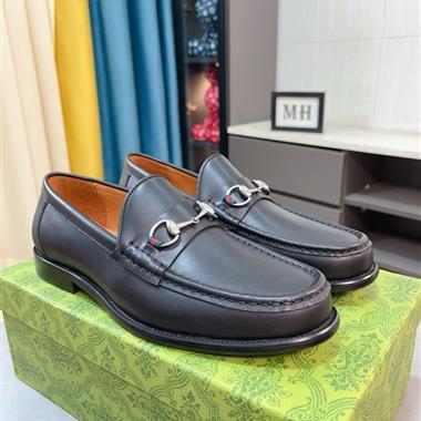 GUCCI   2025新款男生休閒時尚鞋子