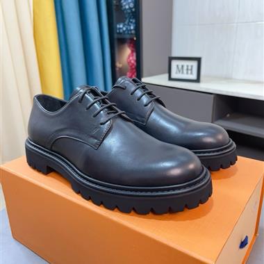 Louis Vuitton    2025新款男生休閒時尚鞋子