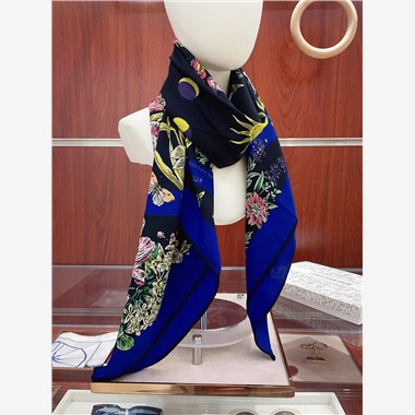 DIOR  2025秋冬新款時尚圍巾 尺寸：140-140