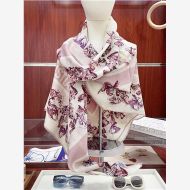 DIOR  2025秋冬新款時尚圍巾 尺寸：140-140