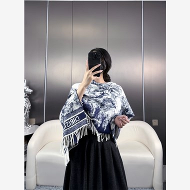 DIOR  2025秋冬新款時尚圍巾 尺寸：140-140