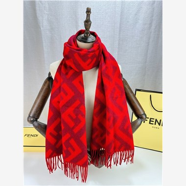 FENDI  2025秋冬新款時尚圍巾 尺寸：170-45