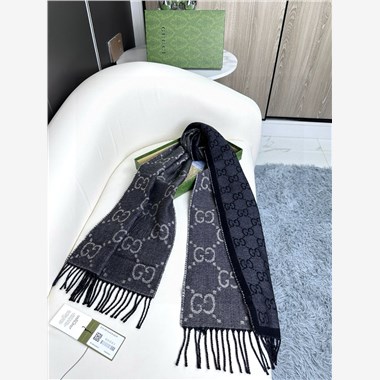 GUCCI  2025秋冬新款時尚圍巾 尺寸：194-34