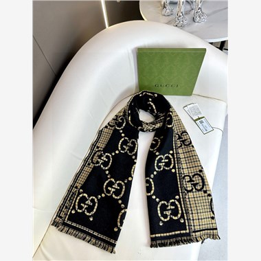 GUCCI  2025秋冬新款時尚圍巾 尺寸：180-47