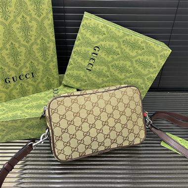 GUCCI   2025新款男生時尚包包 尺寸：15*24CM