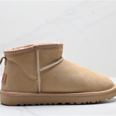 UGG 經典迷你厚底短筒靴
