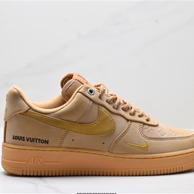 NIKE AIR FORCE 1‘07